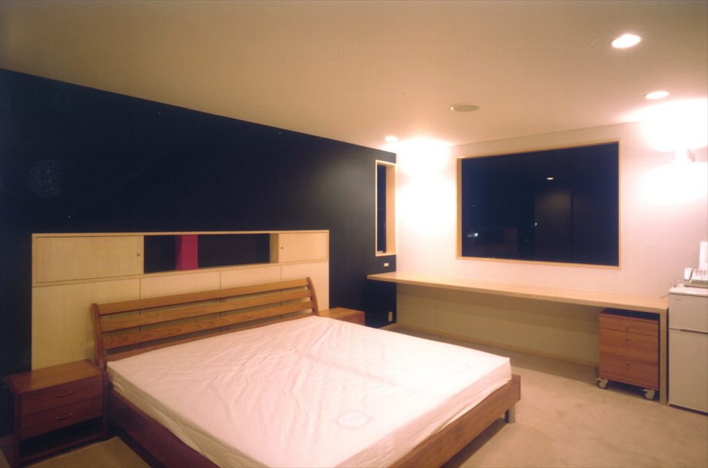 ホテルのような贅沢な寝室